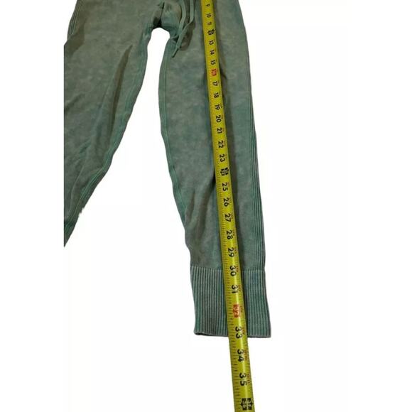 Pink by Victoria's Secret Women Size Small Distressed Pants Leggings | 5-854 - Picture 6 of 7